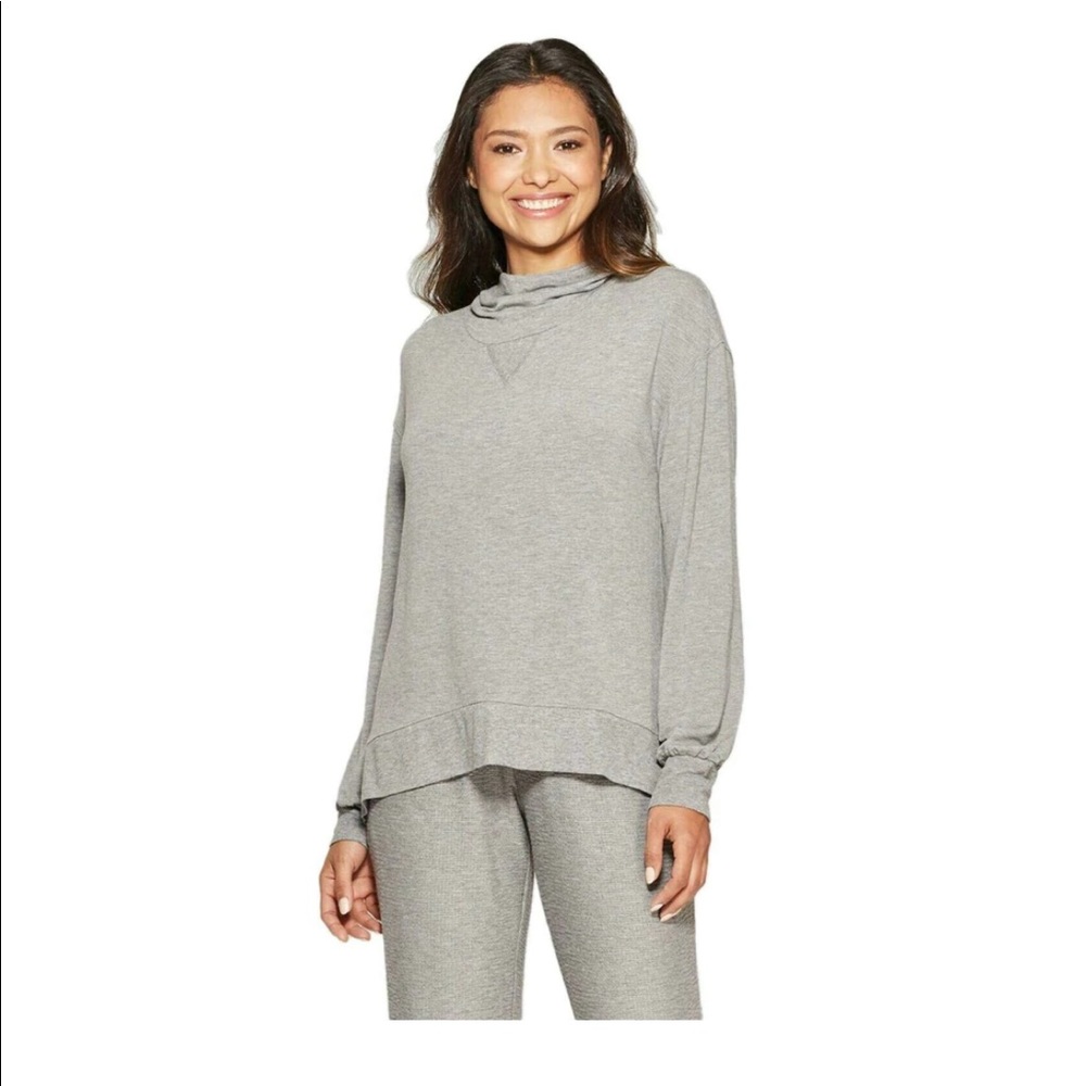 Gilligan & O’Malley sleepwear set.